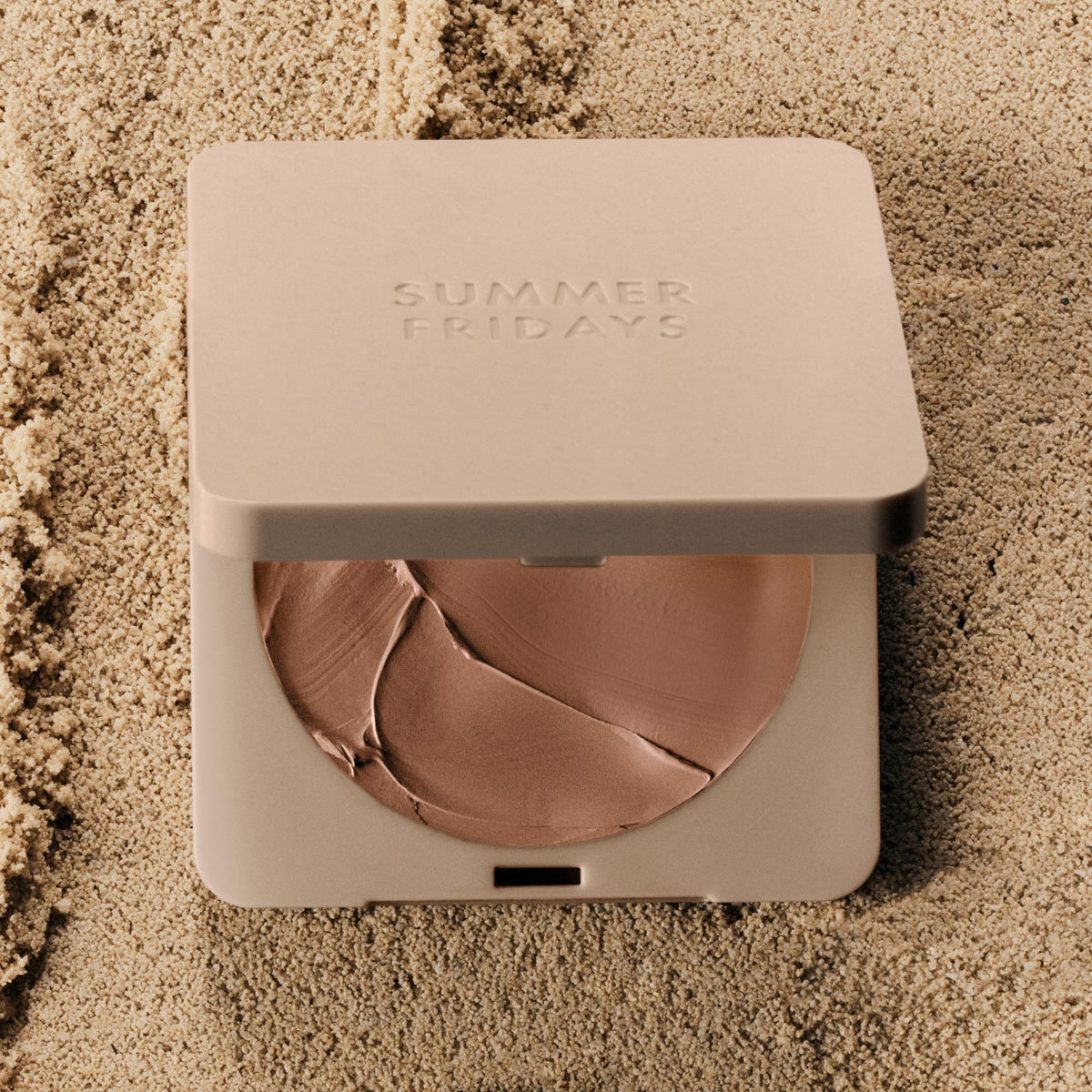 bronzer-butter-balm-sand-k0 Bronzer_Sand-3.jpg