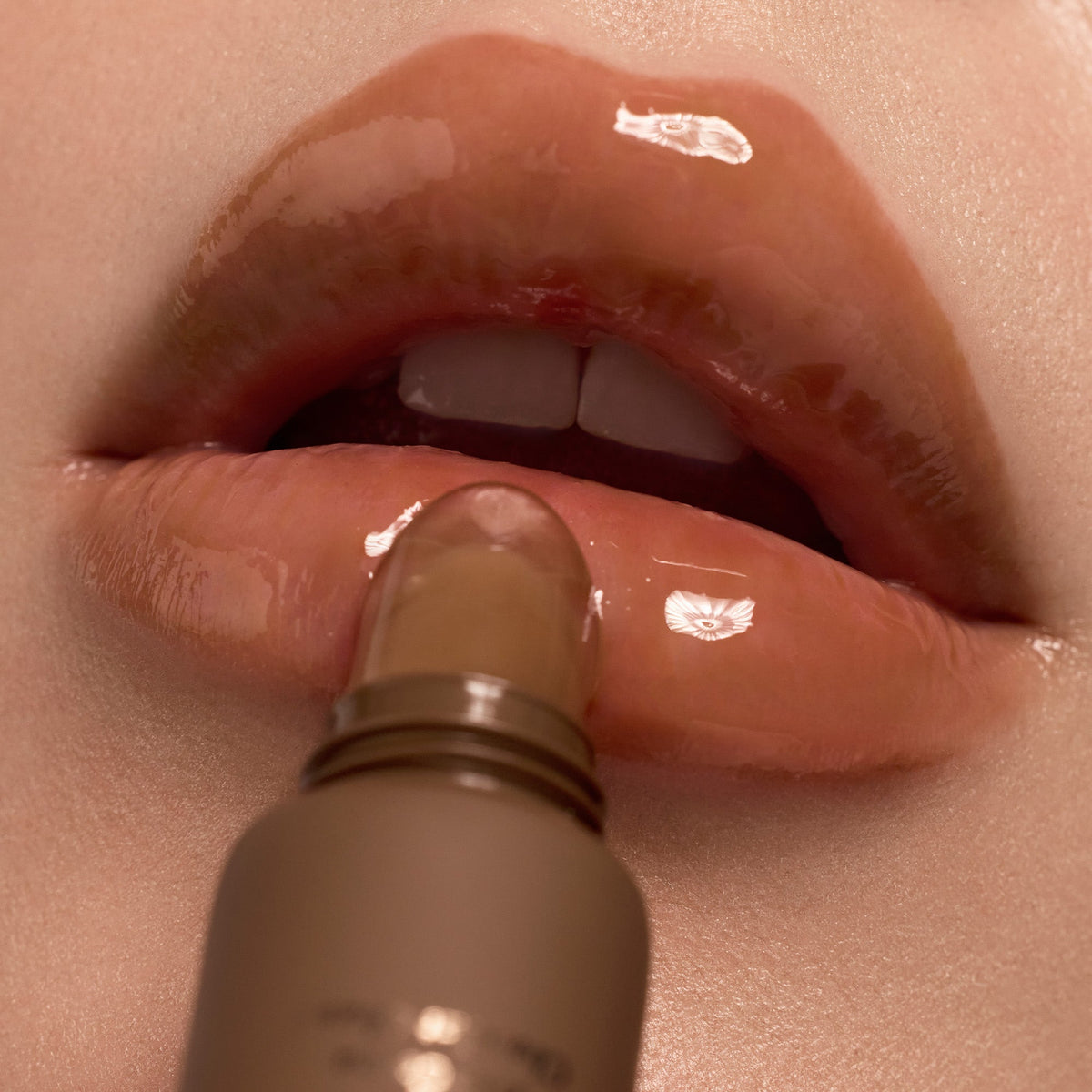 lip-butter-balm-hot-cocoa-u1 LBB-Hot-Cocoa-2025-Lip.jpg