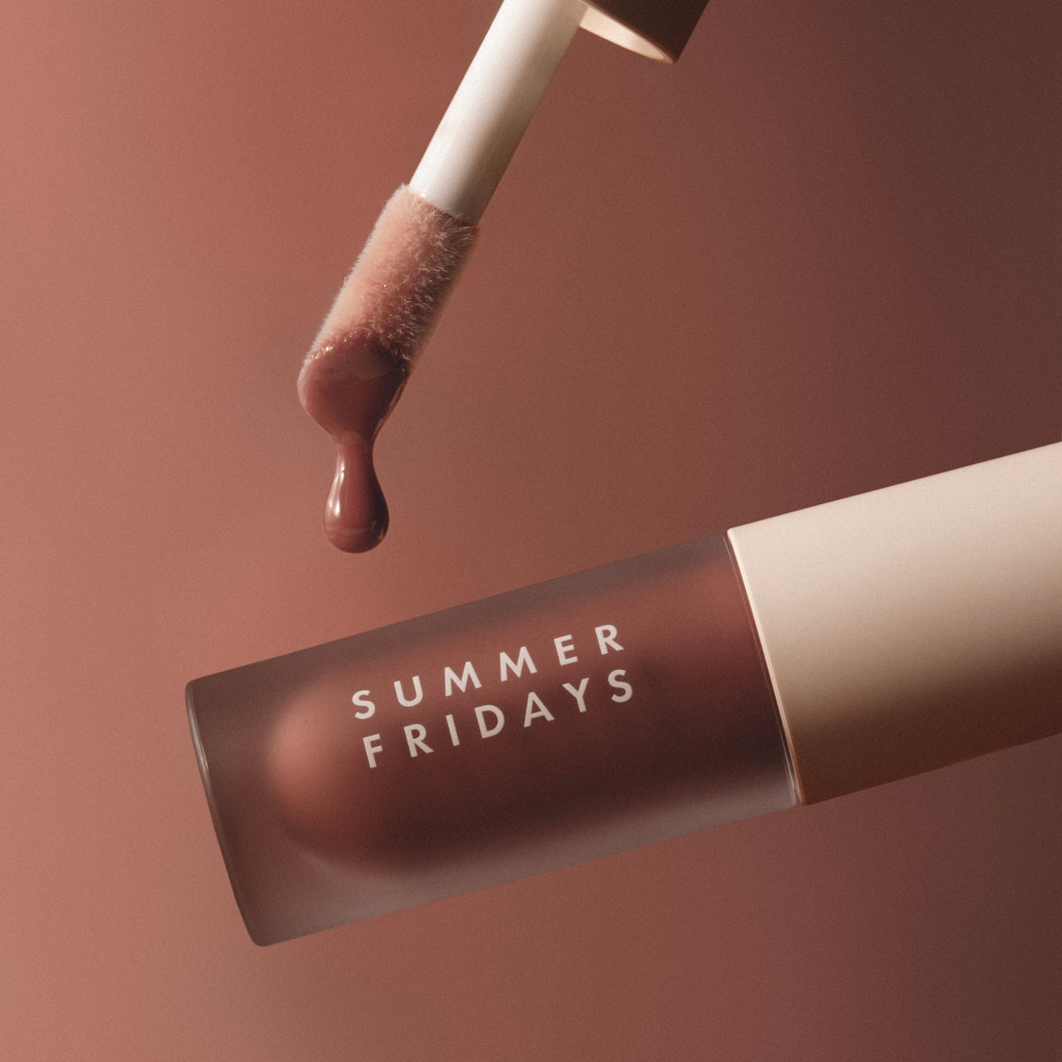 dream-lip-oil-warm-beige-f4 PDP_DLO-WarmBeige-1.jpg